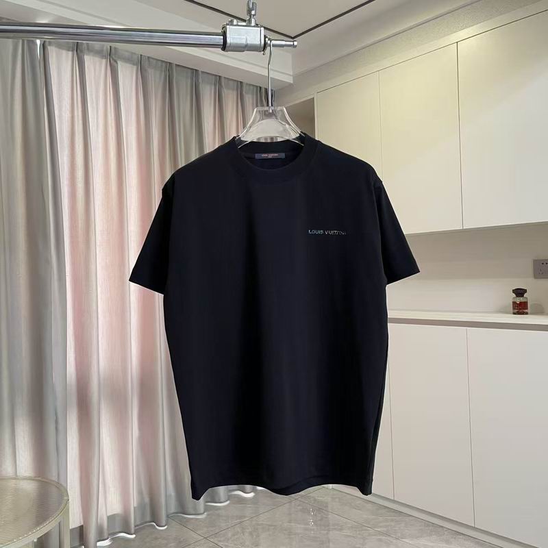 Louis Vuitton T-Shirt Unisex ID:20260604-271